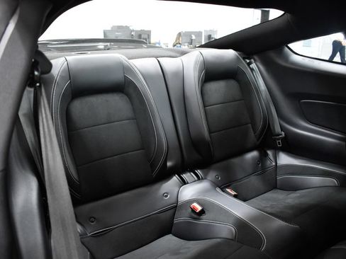 Used 2020 Ford Mustang Shelby GT500 w/ Technology Package RWD image 29