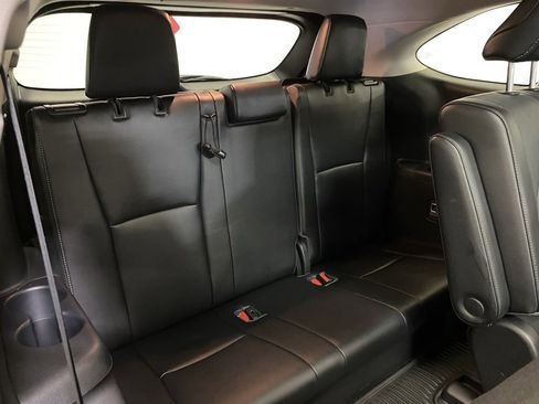 Used 2022 Toyota Highlander Platinum image 39