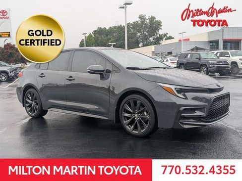 Certified 2025 Toyota Corolla SE FWD image 1