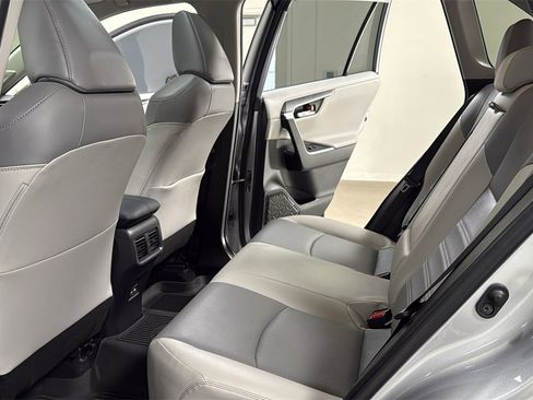 Certified 2021 Toyota RAV4 Limited image 15