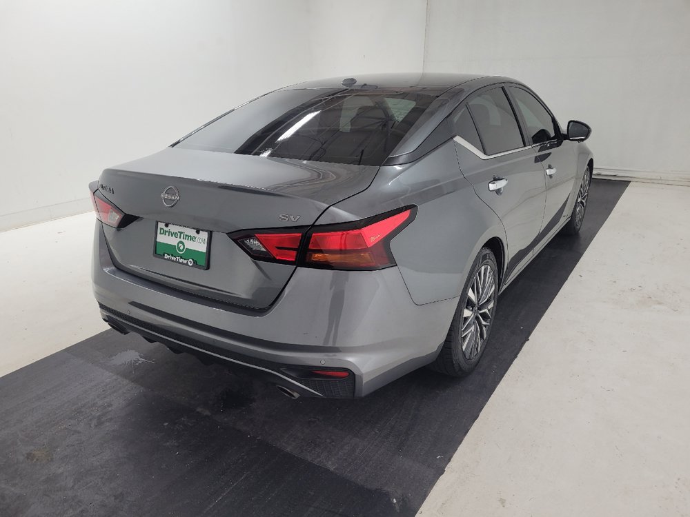 Used 2023 Nissan Altima 2.5 SV w/ SV Premium Package FWD image 9