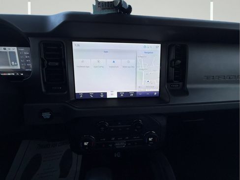 Used 2024 Ford Bronco Big Bend image 12