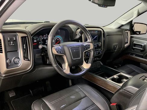 Used 2018 GMC Sierra 1500 Denali RWD image 16