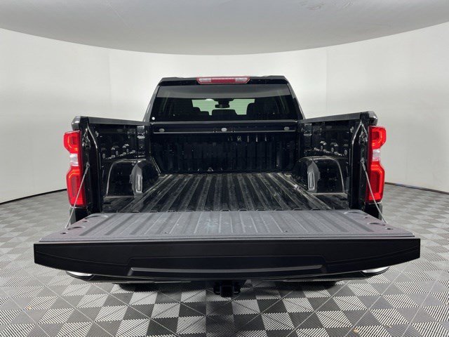Used 2025 Chevrolet Silverado 1500 RST AWD/4WD image 40