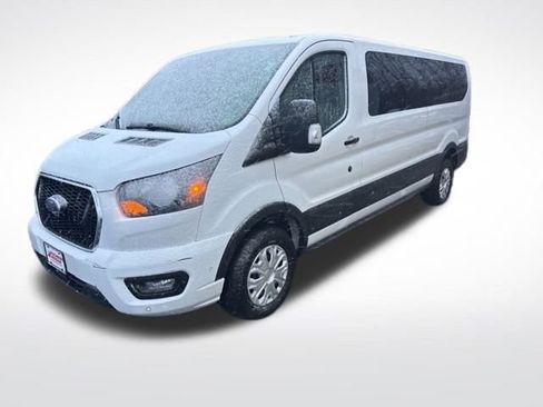 Used 2023 Ford Transit 350 XLT image 2