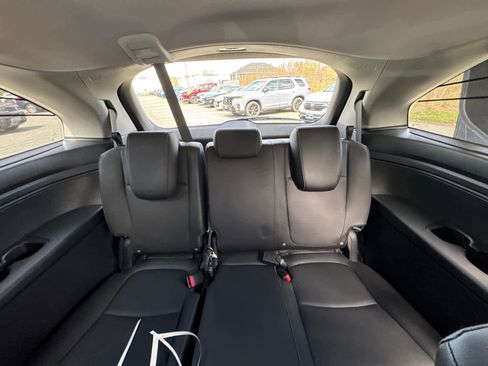 Used 2024 Honda Odyssey Touring image 34