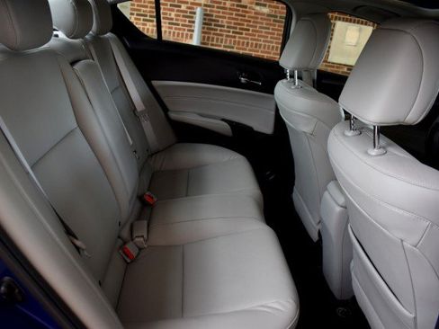 Used 2016 Acura ILX FWD image 43