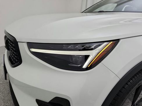 New 2026 Volvo XC40 B5 Ultra w/ Climate Package image 14