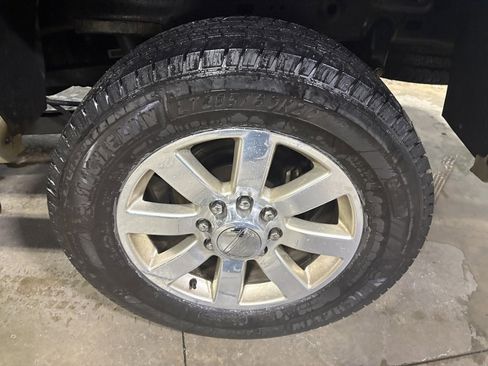 Used 2017 RAM 2500 Longhorn image 10