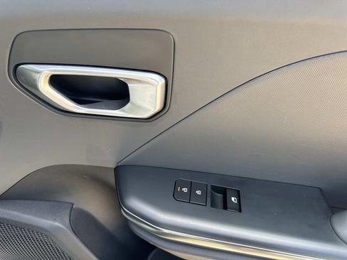Used 2025 Kia K4 FWD image 20