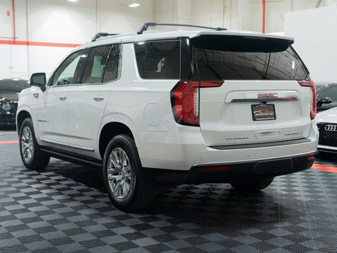 Used 2024 GMC Yukon Denali AWD/4WD image 4