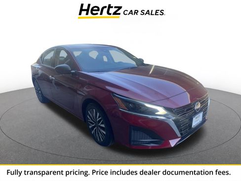 Used 2025 Nissan Altima 2.5 SV FWD image 1