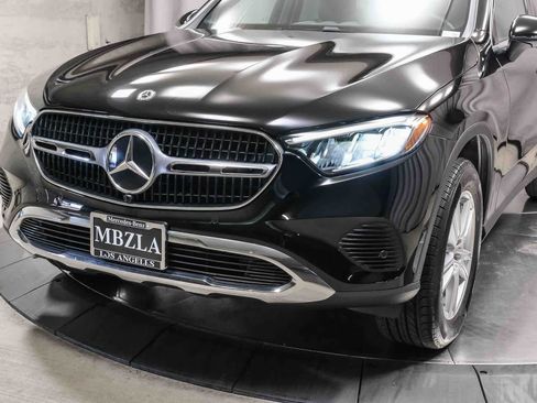 Certified 2026 Mercedes-Benz GLC 300 image 11