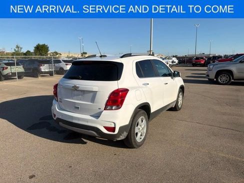 Used 2018 Chevrolet Trax LT w/ Driver Confidence Package FWD image 9