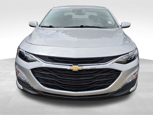 Used 2021 Chevrolet Malibu LT FWD image 3