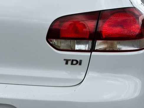 Used 2011 Volkswagen Golf TDI FWD image 29