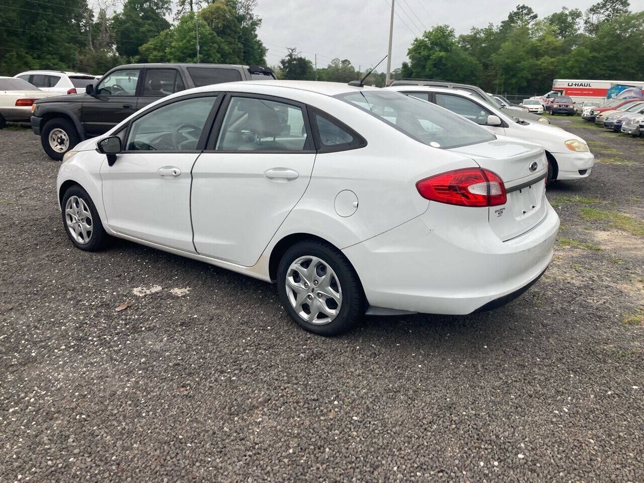 Used 2013 Ford Fiesta S FWD image 3