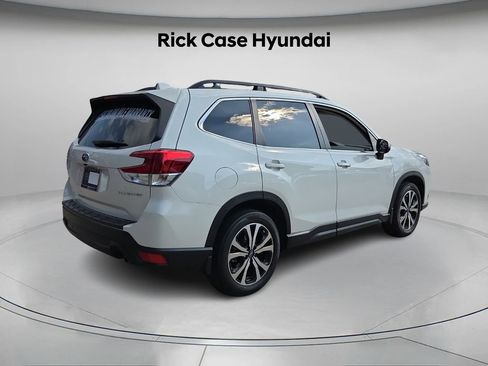 Used 2023 Subaru Forester Limited image 7