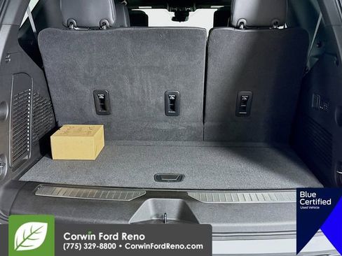 Used 2025 GMC Yukon Denali w/ Denali Reserve Package image 33