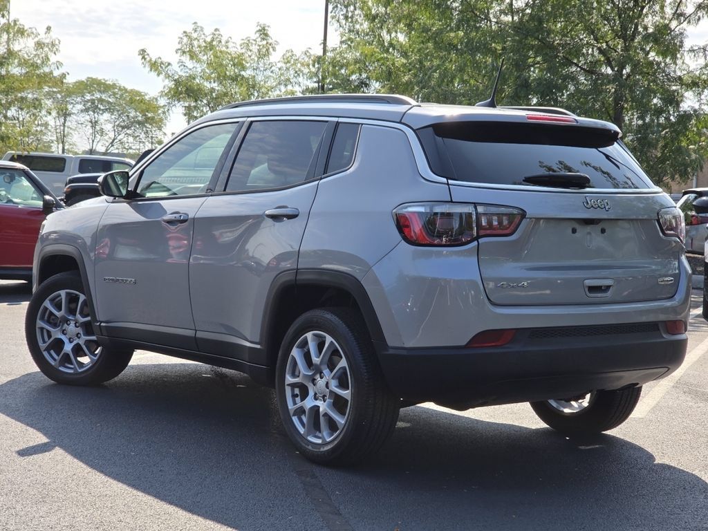 Used 2023 Jeep Compass Latitude AWD/4WD image 20