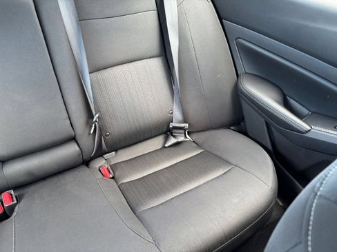 Used 2025 Nissan Altima 2.5 SV FWD image 37