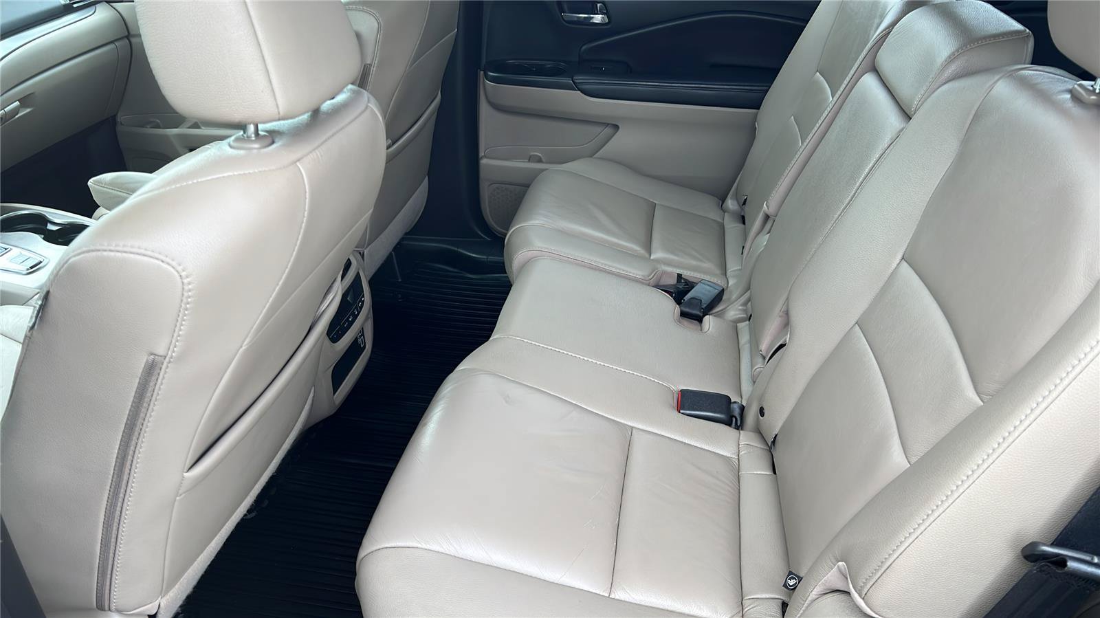 Used 2021 Honda Pilot EX-L image 19