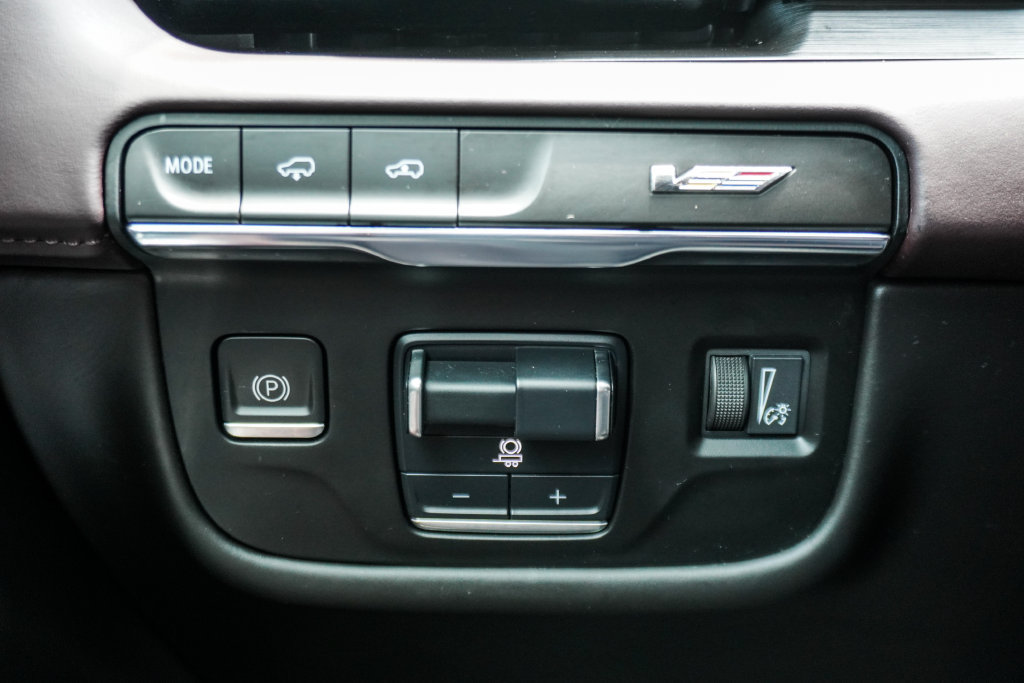 Used 2023 Cadillac Escalade V AWD/4WD image 26