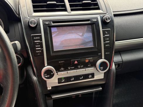 Used 2013 Toyota Camry SE w/ Convenience Pkg FWD image 26