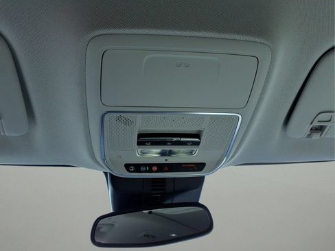 Used 2025 Buick Enclave Avenir w/ LPO, Floor Liner Package AWD/4WD image 24