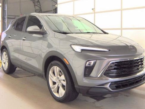 Used 2025 Buick Encore GX Preferred image 5