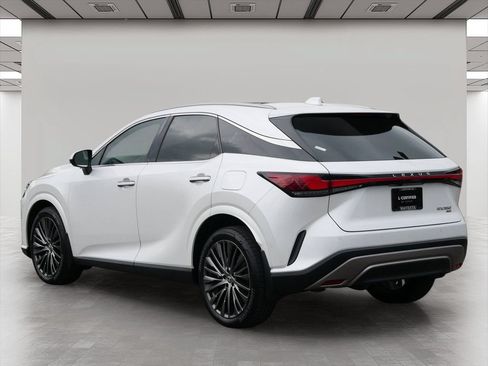 Certified 2024 Lexus RX 350 AWD w/ Convenience Package image 4