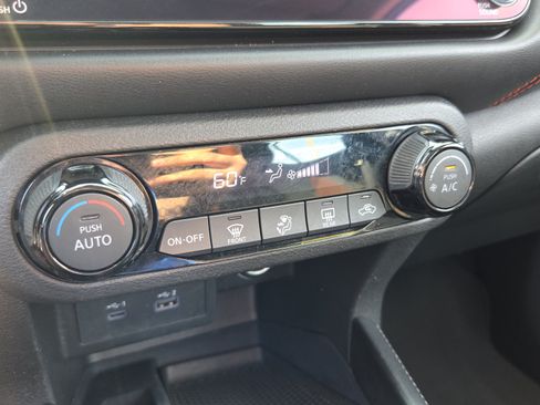 Used 2024 Nissan Kicks SR FWD image 20