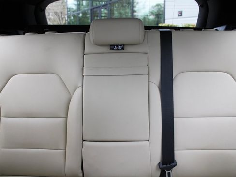 Used 2018 Mercedes-Benz GLA 250 image 49