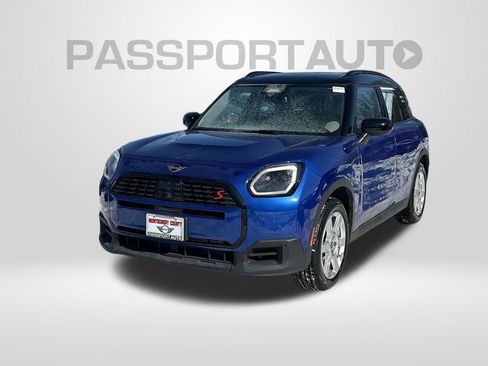 Used 2025 MINI Cooper Countryman S image 1