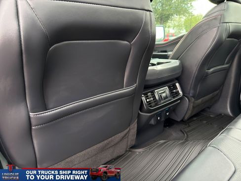 Used 2025 Ford F150 Raptor AWD/4WD image 25