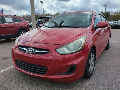 Used 2014 Hyundai Accent GLS image 2