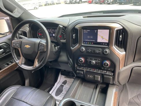 Used 2019 Chevrolet Silverado 1500 High Country AWD/4WD image 25