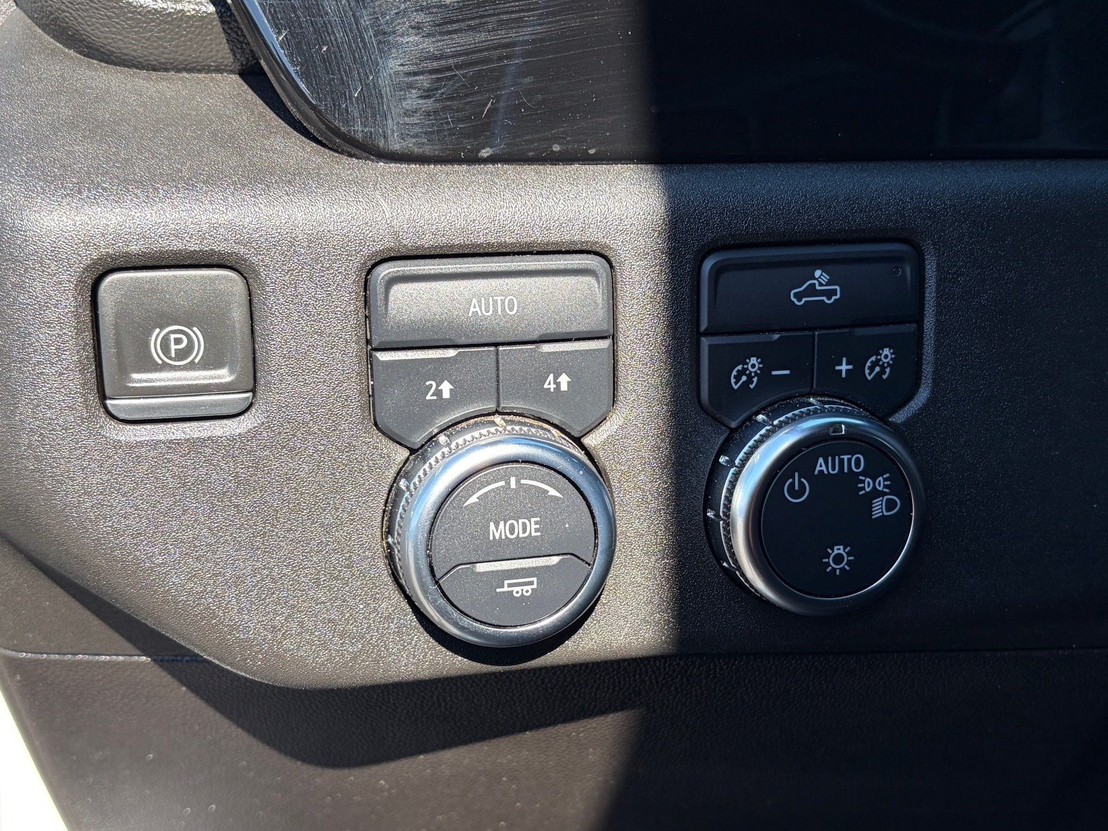 Used 2022 GMC Sierra 1500 SLE AWD/4WD image 19