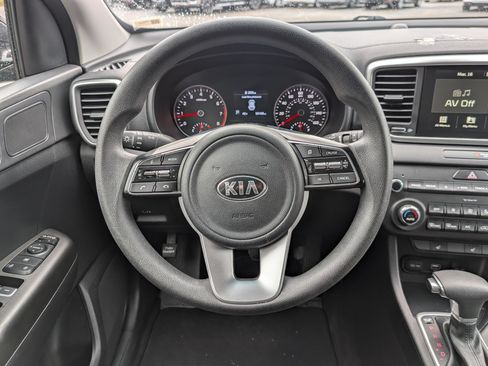 Used 2022 Kia Sportage LX w/ LX FWD Value Edition Package image 23