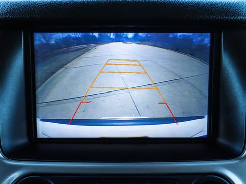 Used 2017 GMC Yukon SLE w/ Convenience Package image 7