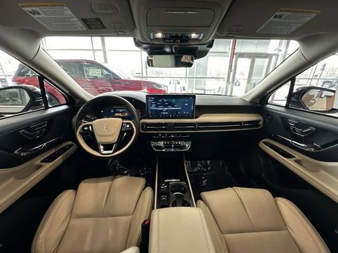 Certified 2025 Lincoln Corsair Grand Touring w/ Equipment Group 302A image 3