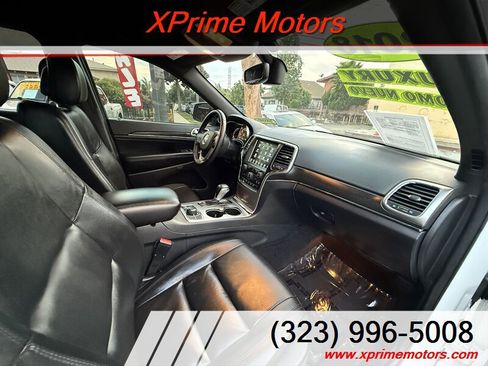 Used 2018 Jeep Grand Cherokee Limited AWD/4WD image 38