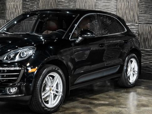 Used 2017 Porsche Macan S image 9