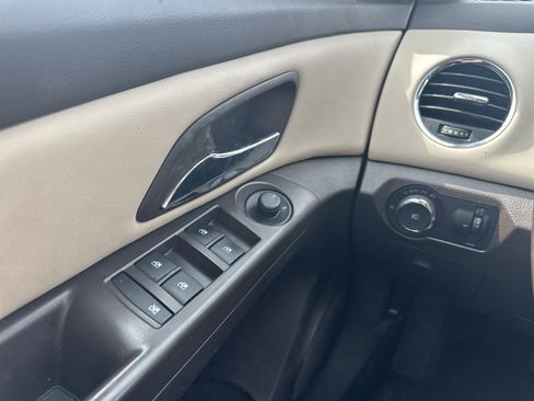 Used 2014 Chevrolet Cruze LTZ w/ RS Package image 25