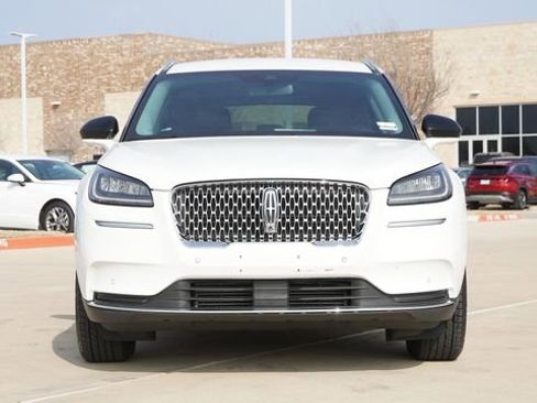 Used 2022 Lincoln Corsair AWD w/ Equipment Group 101A image 2