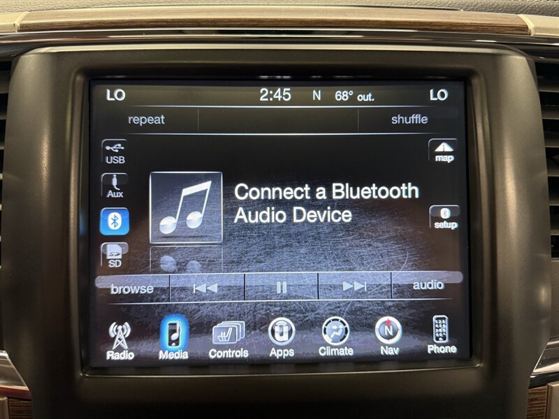Used 2013 RAM 1500 Laramie w/ Convenience Group AWD/4WD image 32
