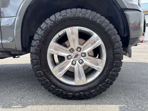 Used 2020 Ford F150 Platinum w/ Technology Package AWD/4WD image 9