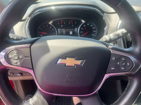 Used 2019 Chevrolet Traverse LT w/ LT Premium Package AWD/4WD image 13