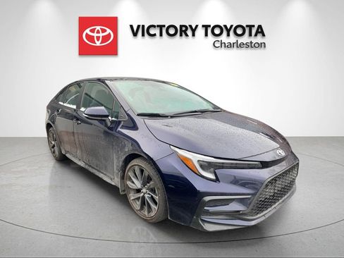 Used 2024 Toyota Corolla SE image 3