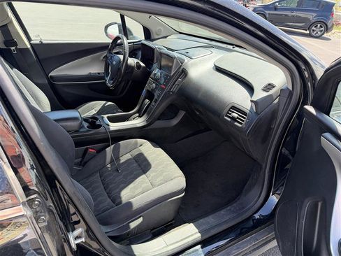 Used 2014 Chevrolet Volt FWD image 6